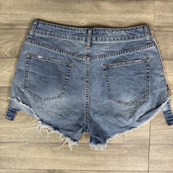 Uniq by Litz High Rise Cuffed Frayed Hem Jean Shorts Medium Wash sz Large - Picture 4 of 5